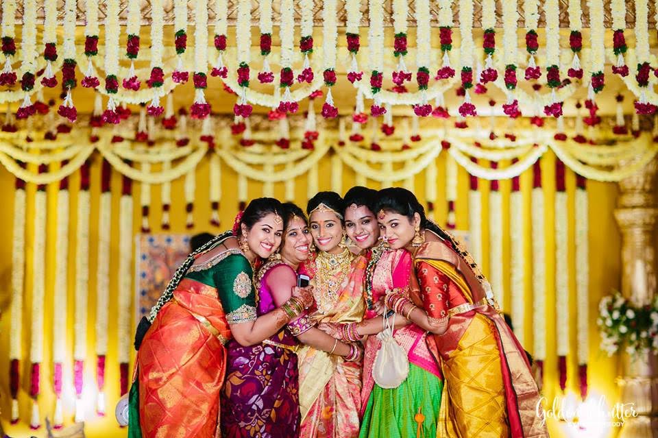 Pc @ashokarsh #tamilbride #southindianbride #telugubride #southasianwedding  #teluguwedding #keralawedding… | Bride photoshoot, Bride poses, Wedding  saree collection