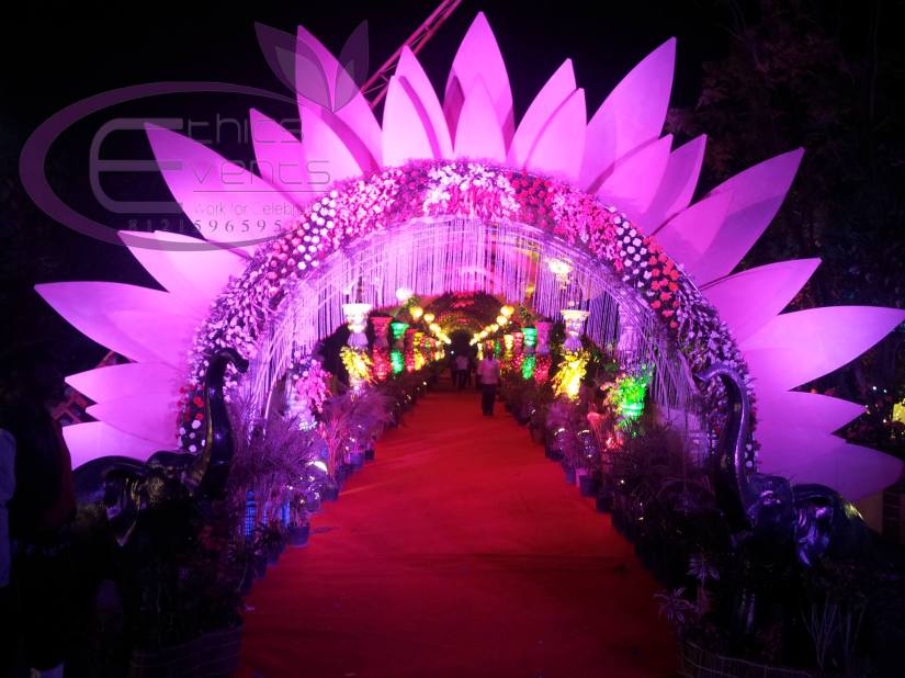 Wedding Entrance Decoration Ideas.First impressions are so important, especially when it comes to making the grand entrance on your wedding day!